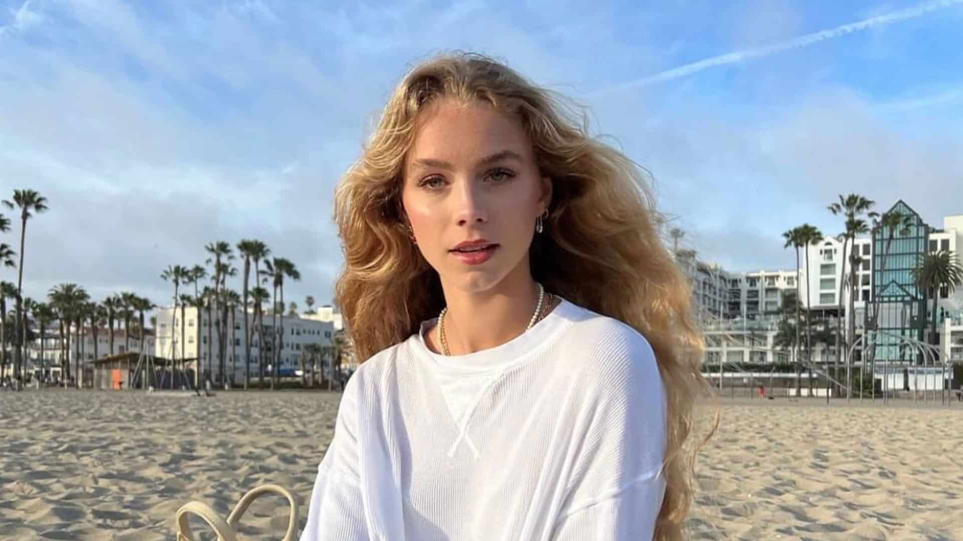 What is Anna Shumate famous for? Her Age, Height, Naked Truth