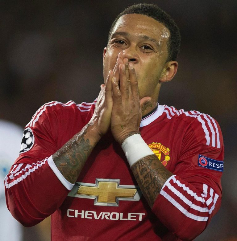 Who's footballer Memphis Depay? Wiki: girlfriend Lori Harvey, Net Worth