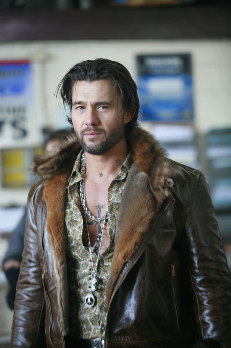 Actor Steve Bacic’s Bio Wife Carolin Bacic, Family, Children, Net Worth