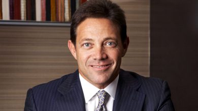 Who is the REAL “Wolf of Wall Street”, Jordan Belfort? His insane Bio: Net Worth, Wife, Arrested, Kids, Ex-wife Nadine Caridi, Drugs, Family