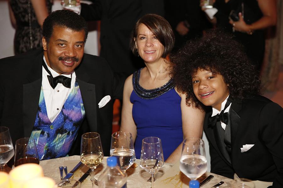 Alice Young: Neil deGrasse Tyson wife's Wiki, Age, Husband ...