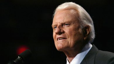 How did evangelist Billy Graham make his money before he died? His Net Worth, Death, Funeral, Quotes, Library, Sermons, Children