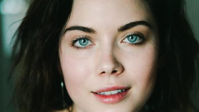 Who is Grace Phipps from “Vampire Diaries” and “Falling For Ya”? Everything about baby Grace: Songs, News, Wiki