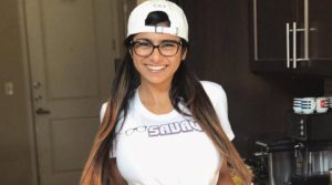 Mia Khalifa Wiki Bio, dating boyfriend Robert Sandberg, wedding, religion