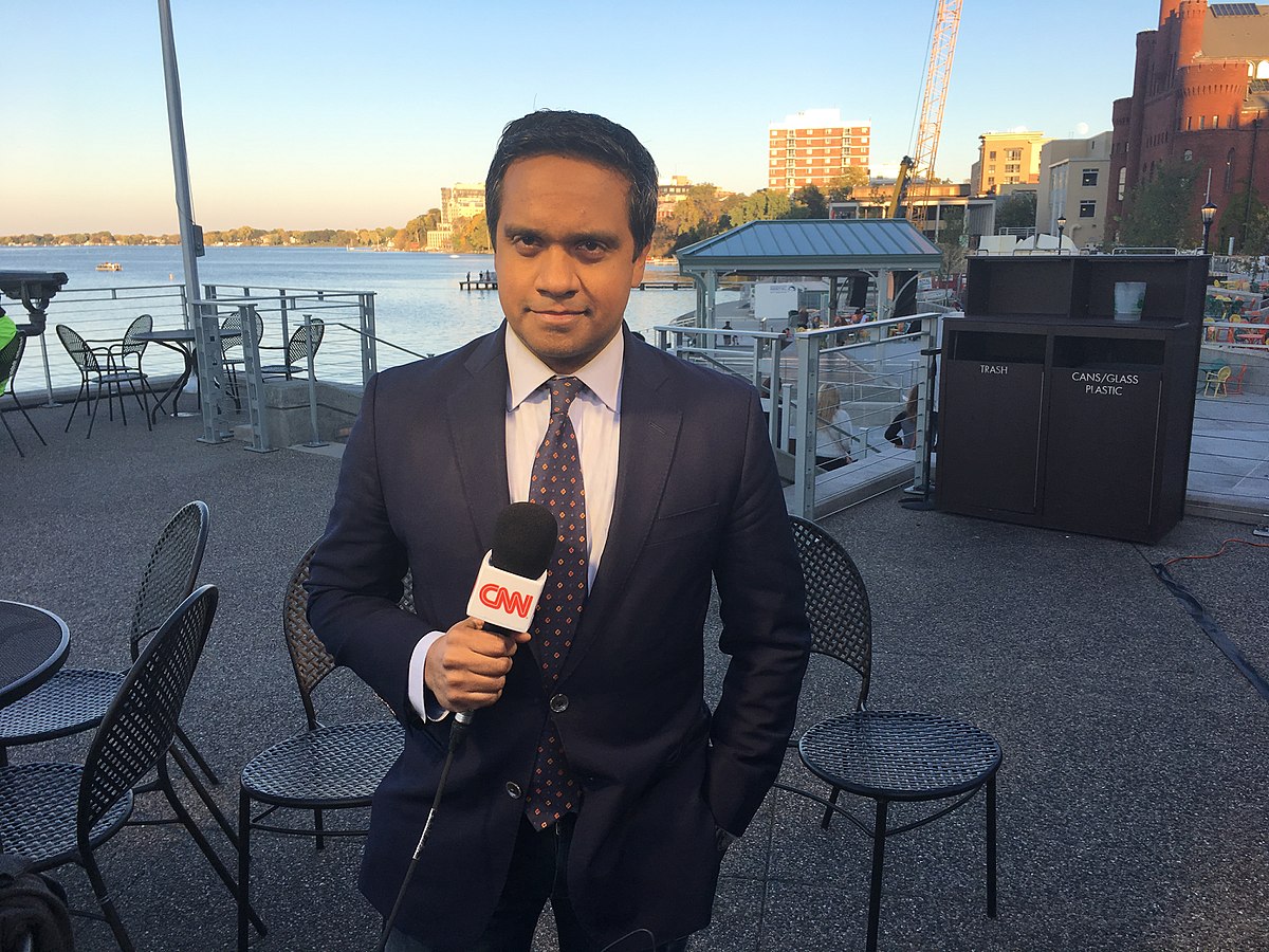 Where was Manu Raju (CNN) born? Wiki, wife, height, salary, net worth