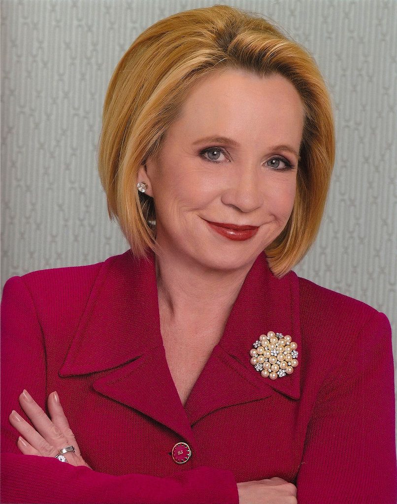 Debra Jo Rupp Wiki Bio Net Worth Height Plastic Surgery Husband