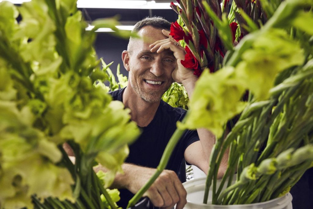 Where is the celebrity florist Jeff Leatham now? His Bio: Colton Haynes ...