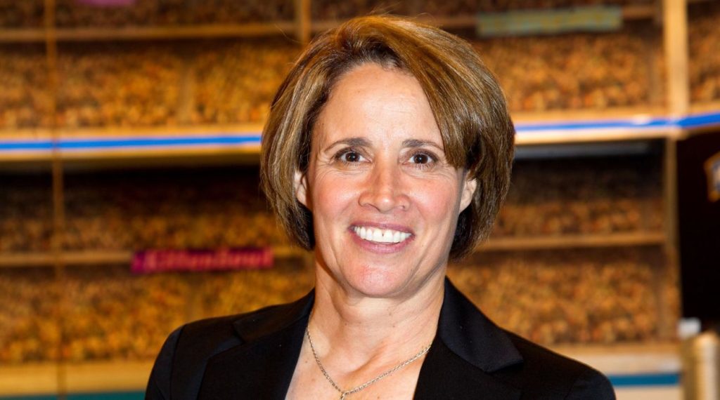 Who is Mary Carillo? Is she lesbian? Wiki Bio, gay, husband, net worth