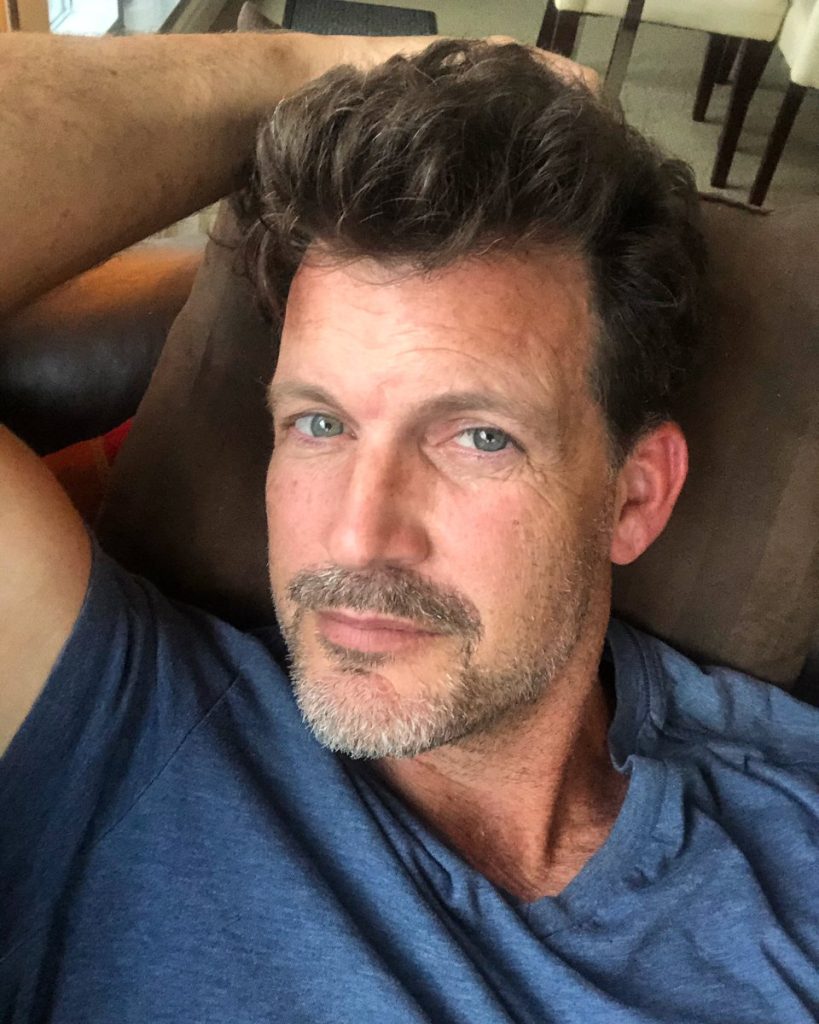 What is Mark Deklin doing today? Wife, Net Worth, Height, Wiki