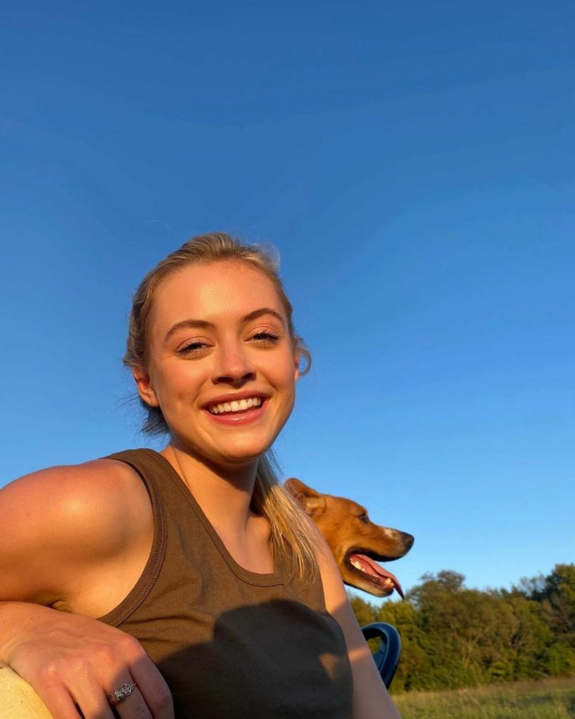 Meet Rising Star Emma Meisel Age, Career, Boyfriend