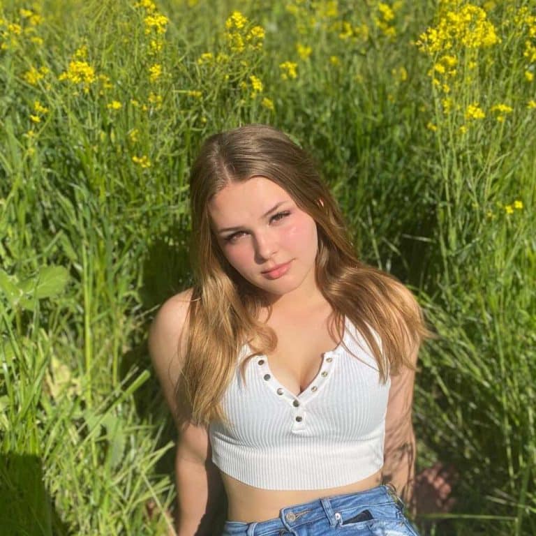 Sava Schultz The Naked Truth Behind Her Social Media Empire