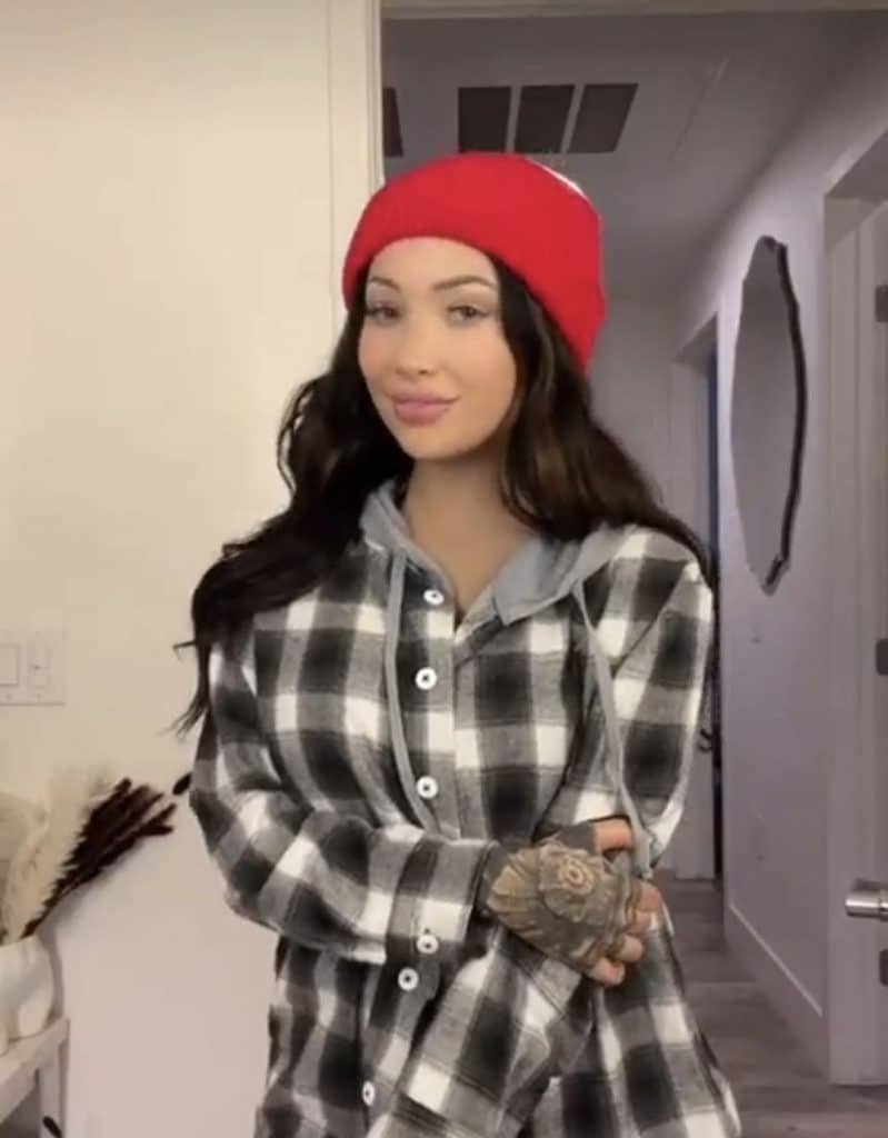 A TikTok Star Willow Harper Age, Height, Family, Relationship