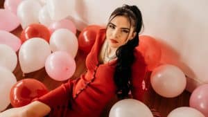 The Naked Truth of Chelsie Deville: Age, Height, Dating, Net Worth