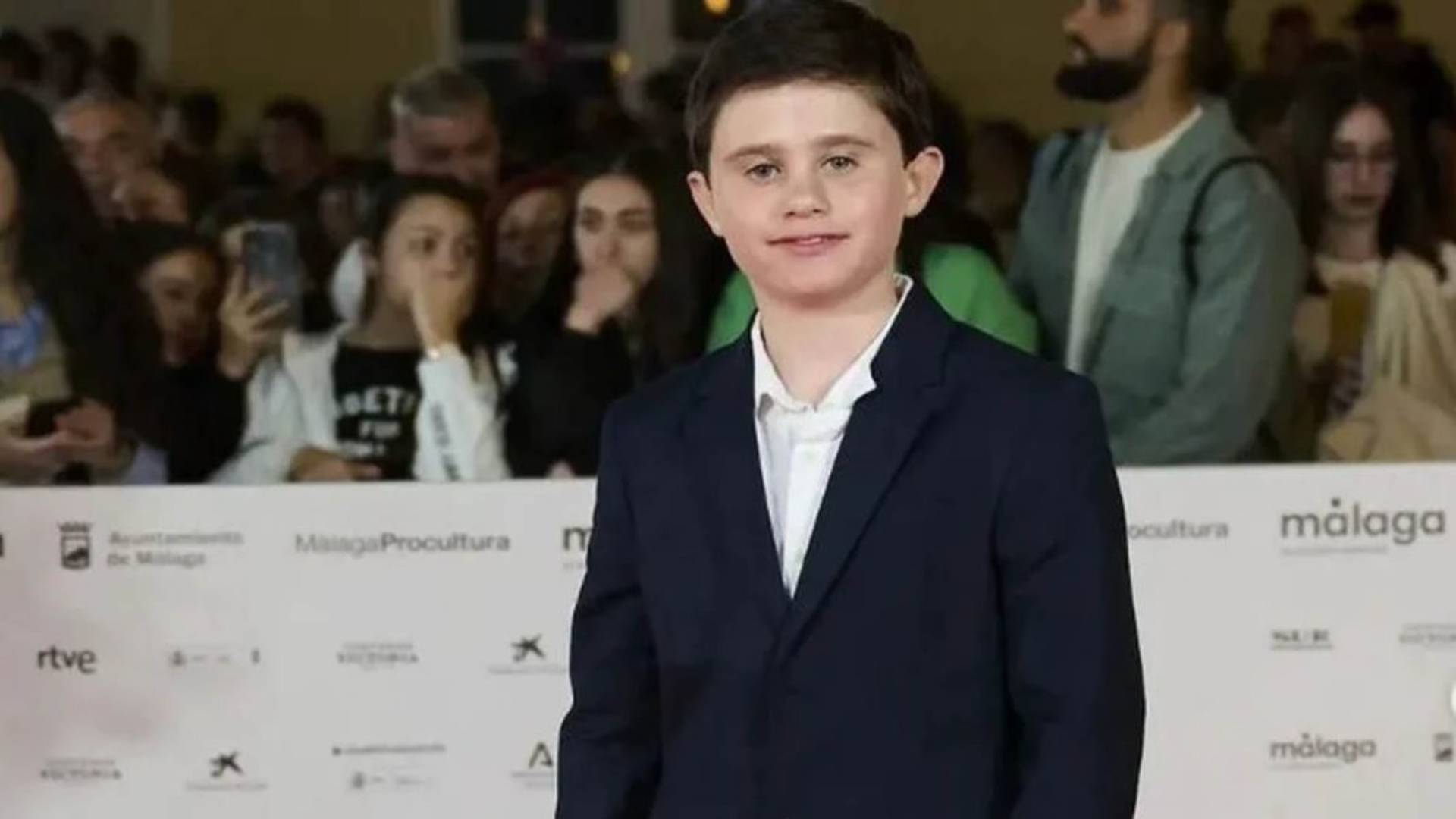 Why is Carlos González Morollón Famous? His Age, Height, Parents
