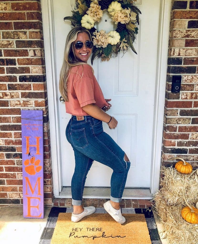 The Life and Career of Ashleyyylreyyy Age, Real Name, Dating