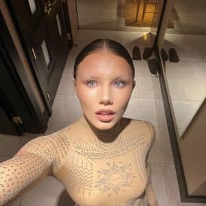 Why is Monica Corgan Famous? Her Age, Height, Boyfriend, Wiki