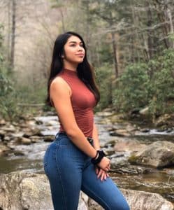 How did Aishah Sofey become Famous? Her Age, Height, BF, Salary