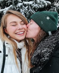 What Are Hailee and Kendra Famous for? Age, Wedding, Net Worth