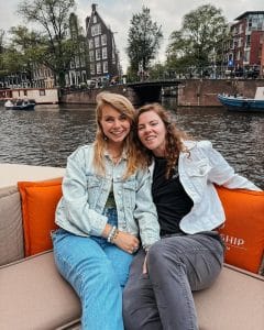 What Are Hailee and Kendra Famous for? Age, Wedding, Net Worth
